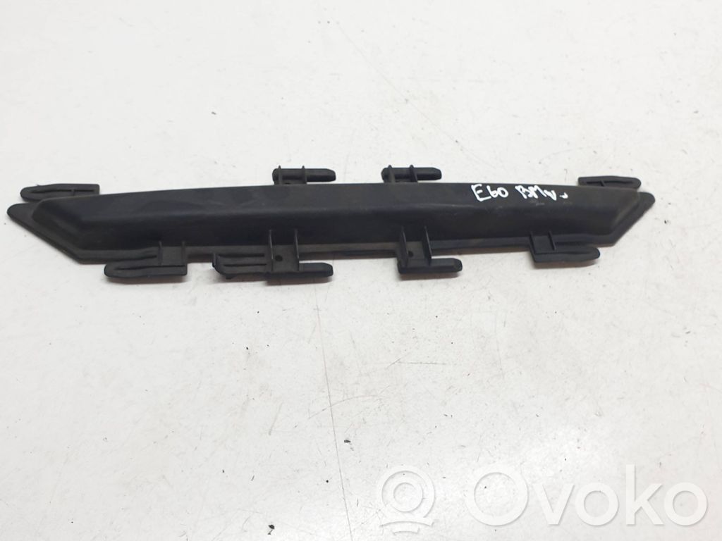 BMW 5 E60 E61 Kita išorės detalė 