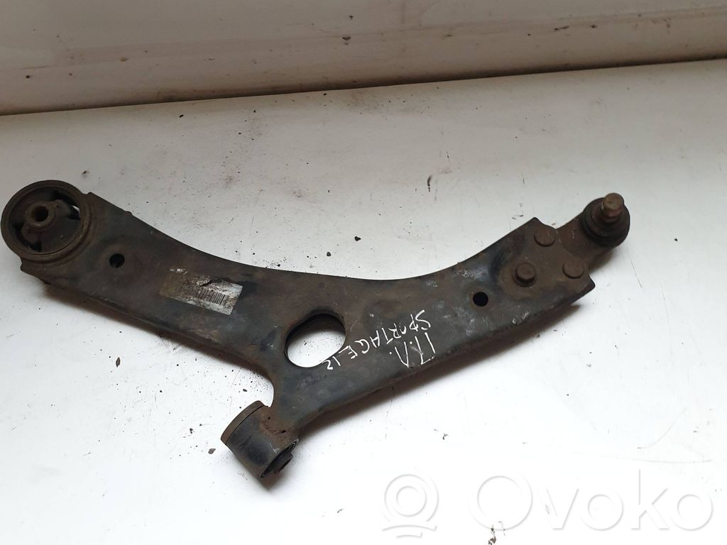 KIA Sportage Front lower control arm/wishbone 