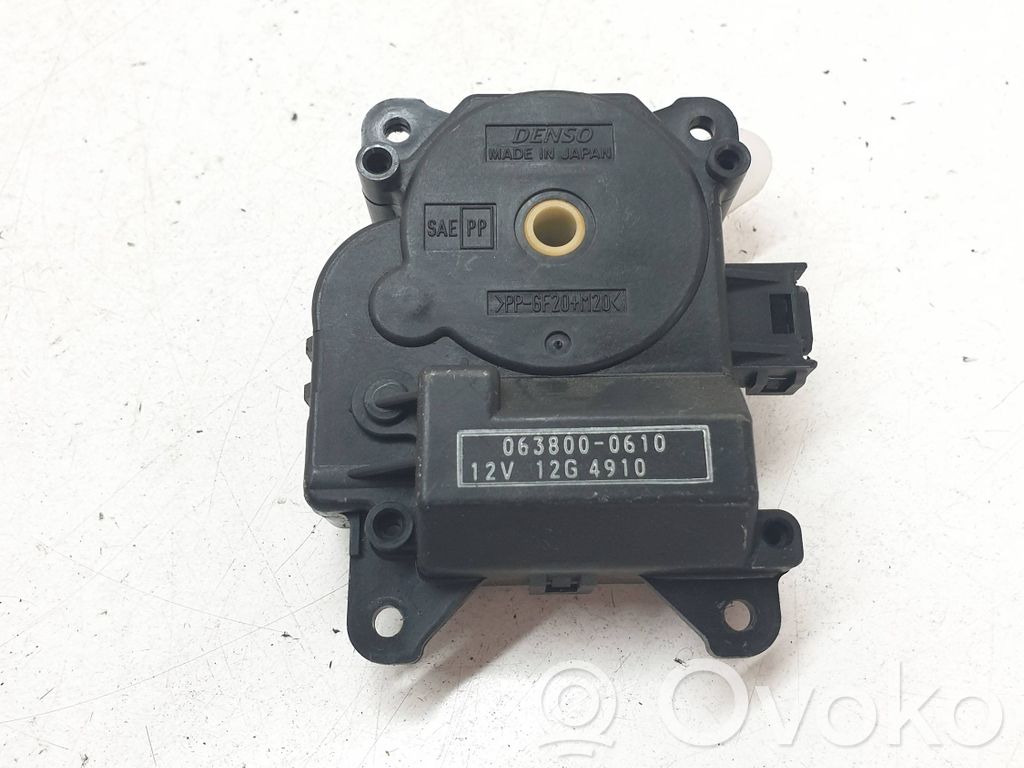 Lexus RX 330 - 350 - 400H Motor/activador trampilla de calefacción 