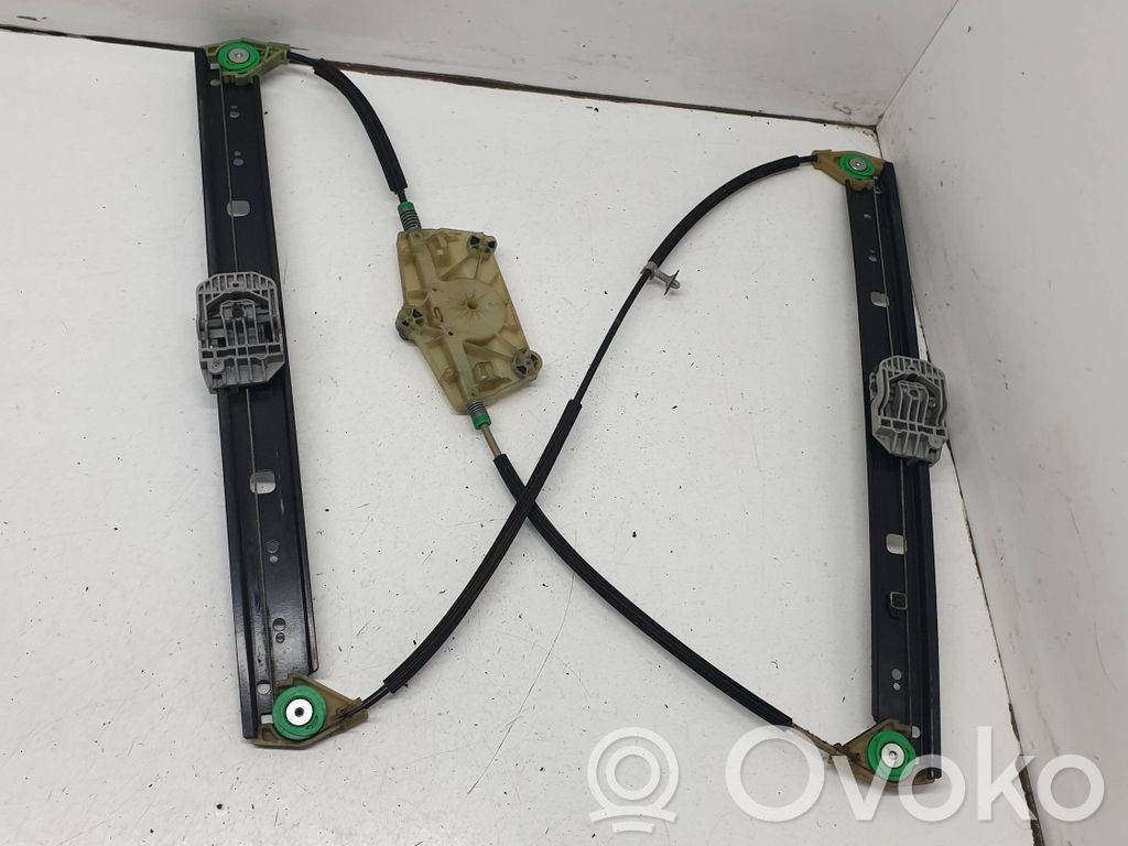 Audi Q7 4L Mechanizm podnoszenia szyby tylnej bez silnika 