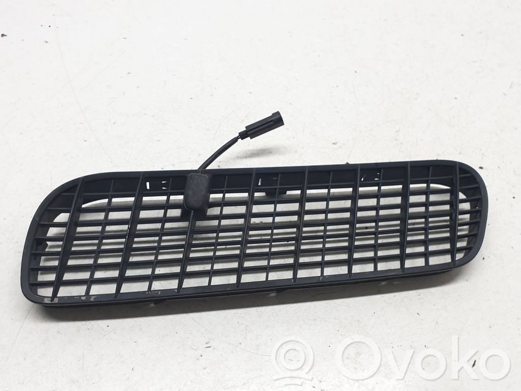 BMW X5 E53 Kratka wlotu powietrza na maskę 