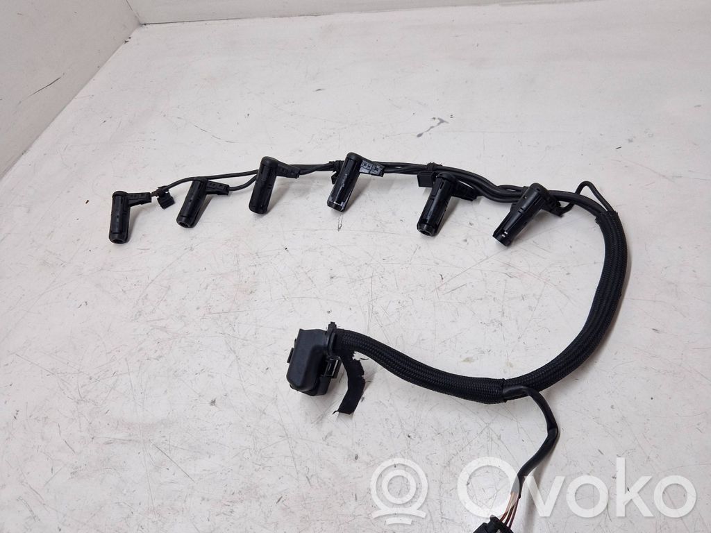 BMW 7 F01 F02 F03 F04 Sytytystulpan johdot 