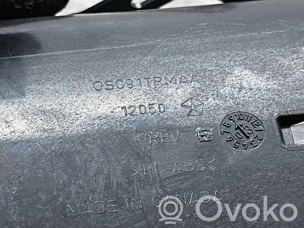 Chrysler Voyager Šoninės oro grotelės 