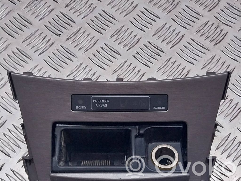 Toyota Avensis T270 Pelnutrauks 
