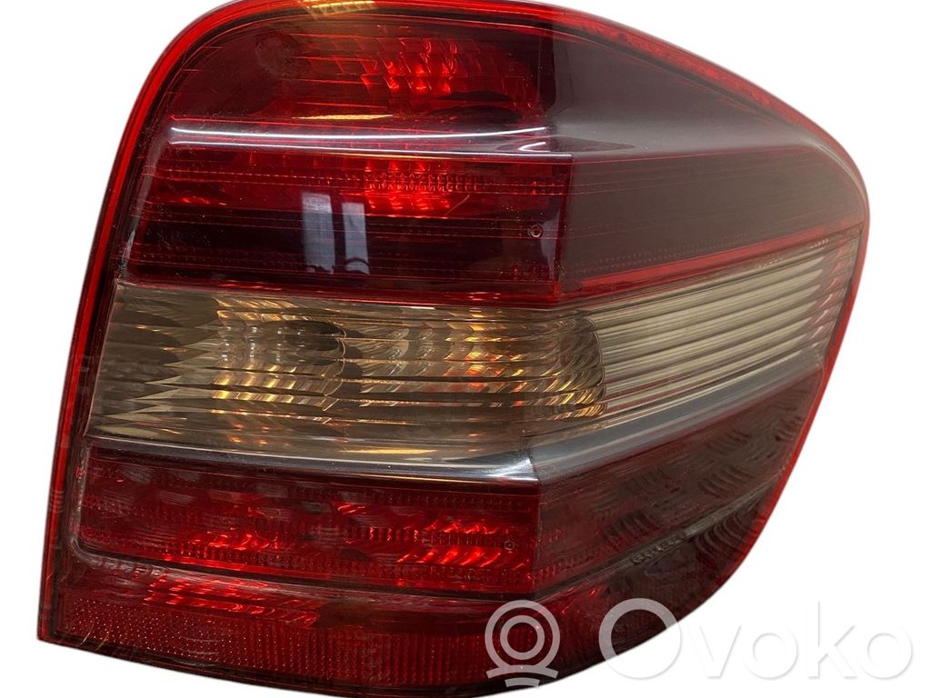 Mercedes-Benz ML W164 Lampa tylna 