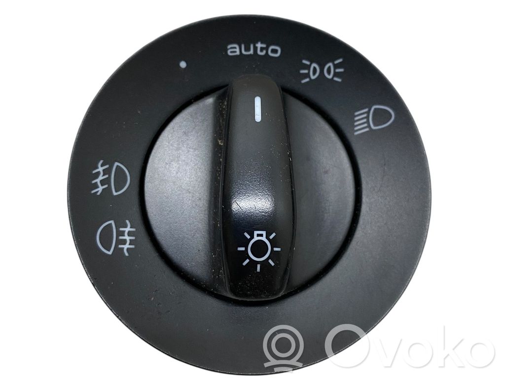Interruptor de luz   7L5941531C,04056930