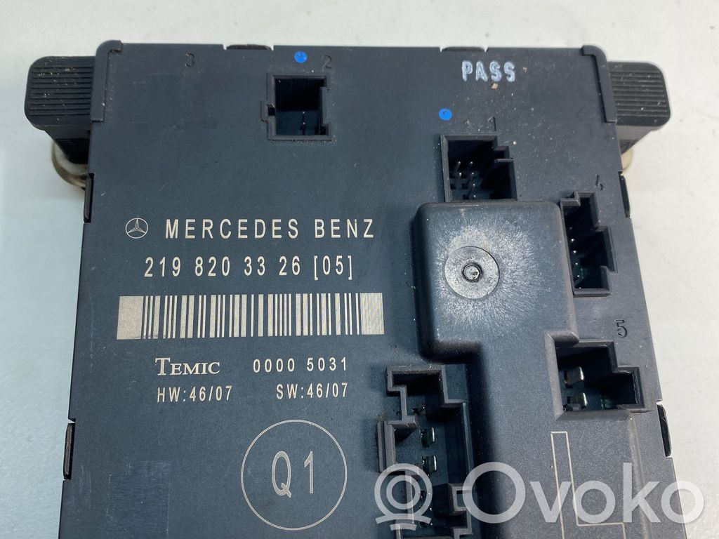 Mercedes-Benz CLS C219 Unitate/modul comandă uși 