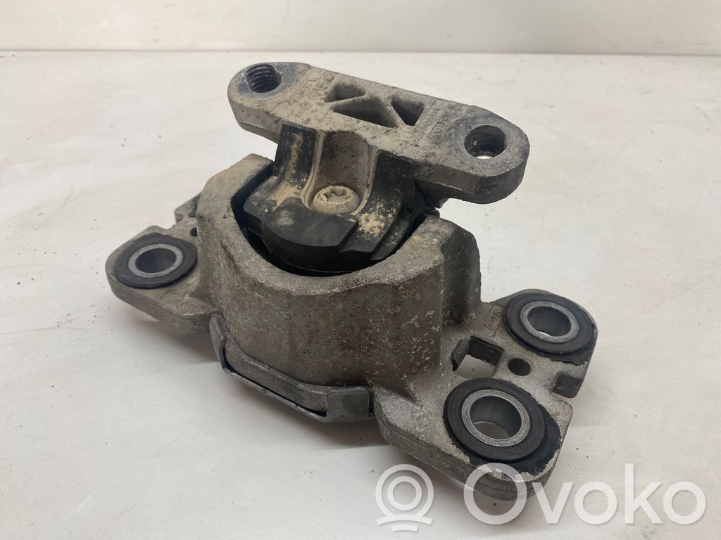 Land Rover Evoque I Engine mount bracket 