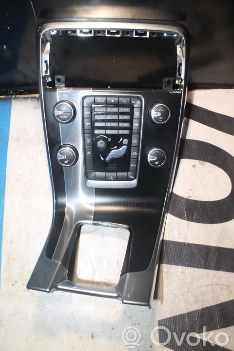 Volvo S60 Center console 