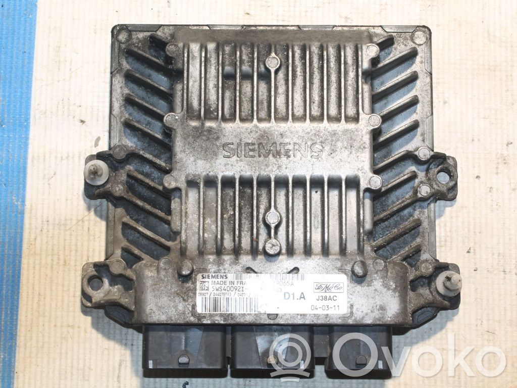 Engine control unit/module   30729065,A2443
