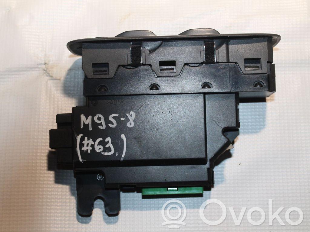 Volvo XC60 Electric window control switch 