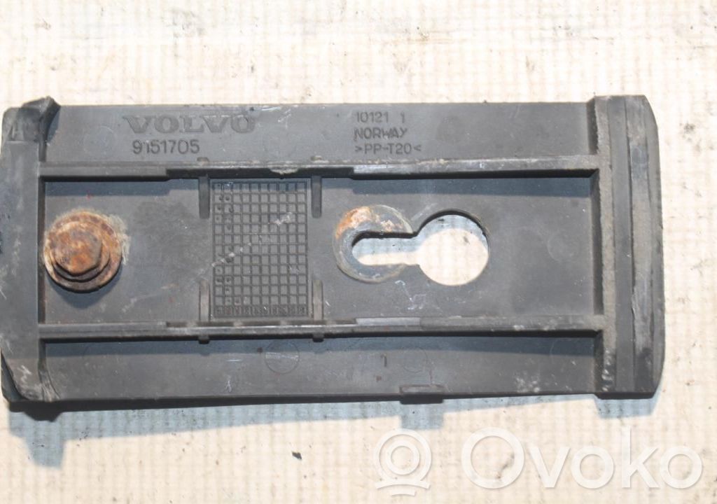 Volvo S80 Front bumper mounting bracket 
