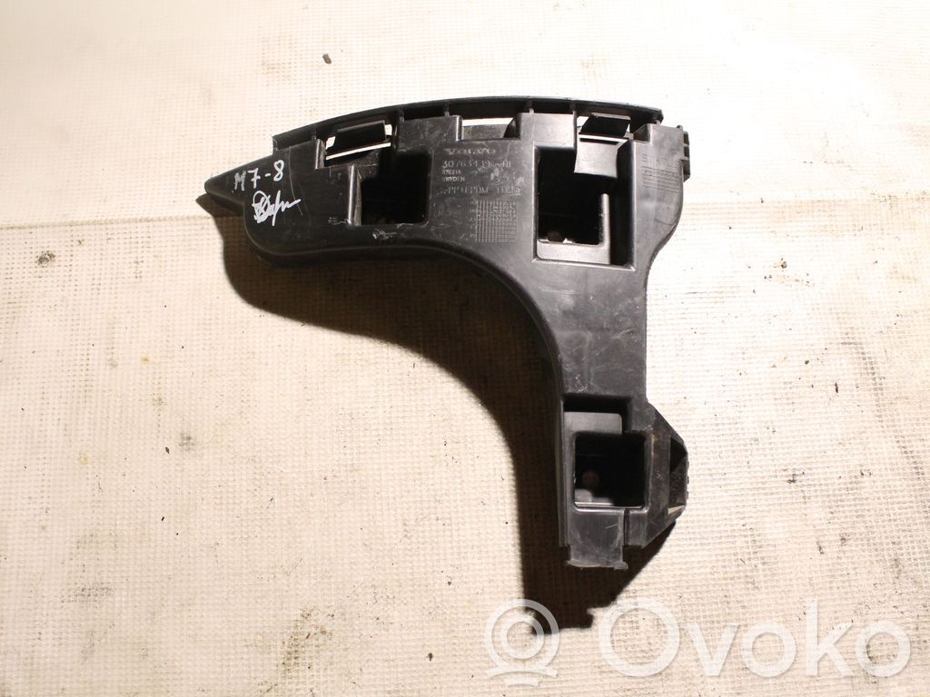 Volvo XC60 Uchwyt / Mocowanie zderzaka tylnego 