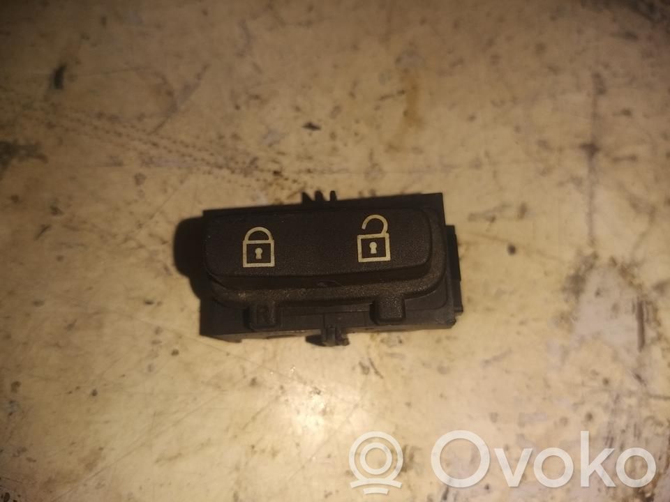 Volvo S80 Central locking switch button 
