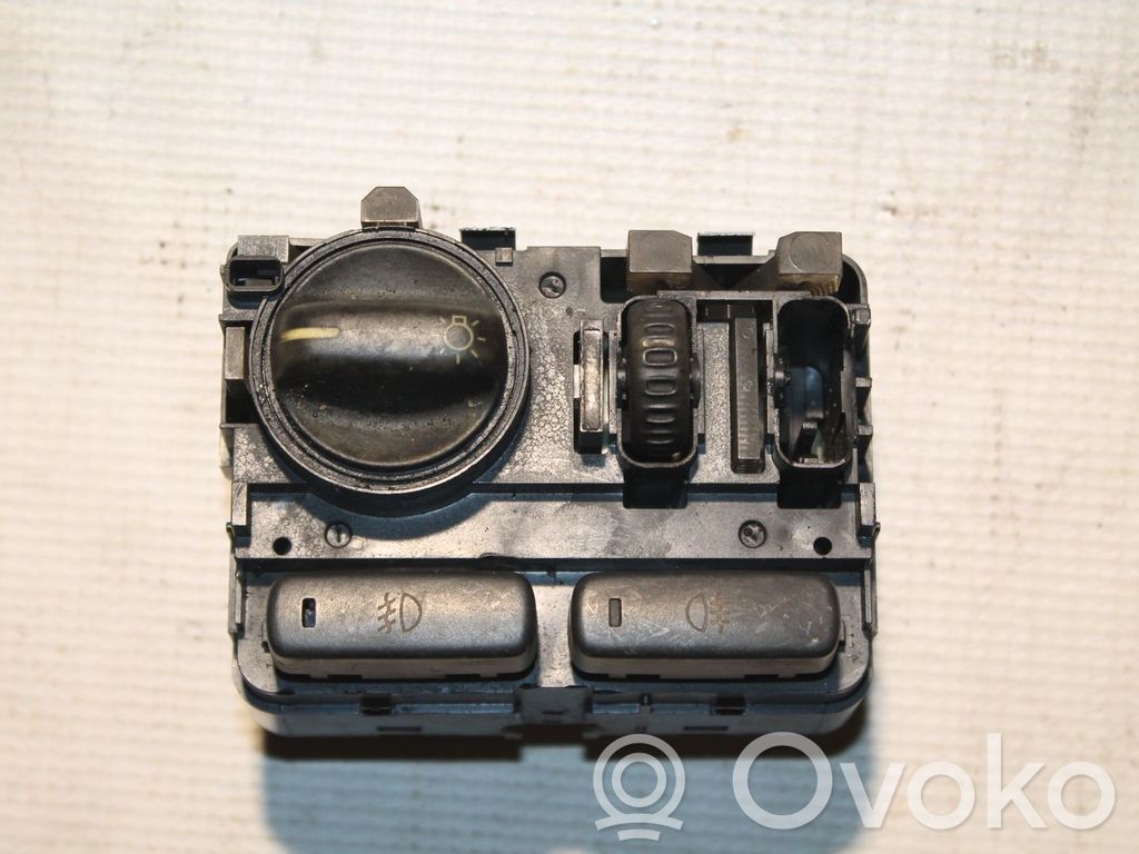 Volvo XC90 Light switch 