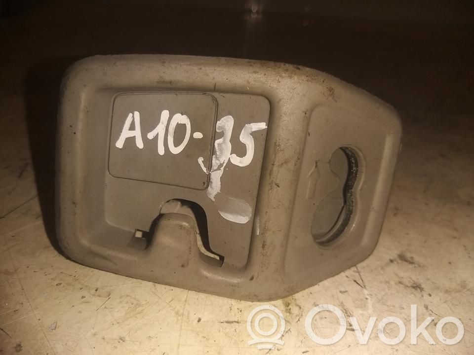 Volvo XC90 A set of handles for the ceiling 