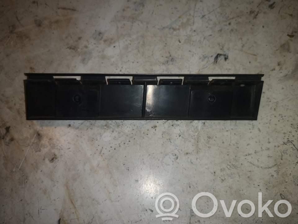 BMW 1 E81 E87 Kita centrinė konsolės (tunelio) detalė 