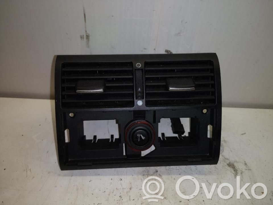 Audi A8 S8 D2 4D Conductă/furtun admisie aer 