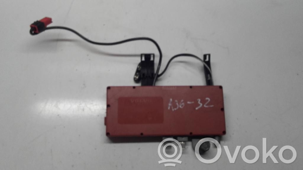 Volvo S80 Aerial antenna amplifier 