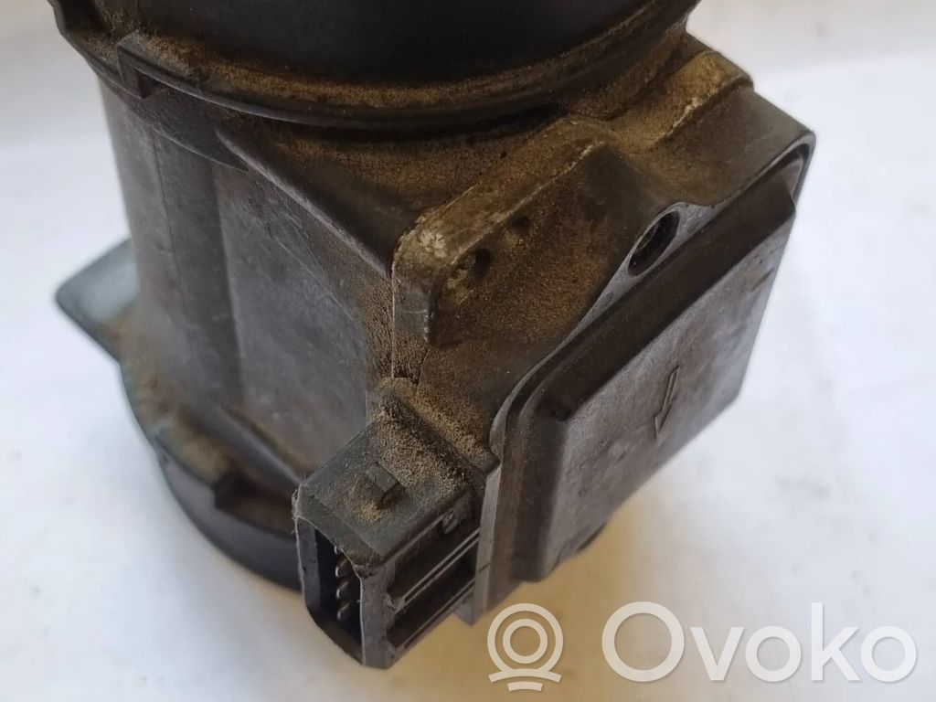 Opel Omega B1 Przepływomierz masowy powietrza MAF 