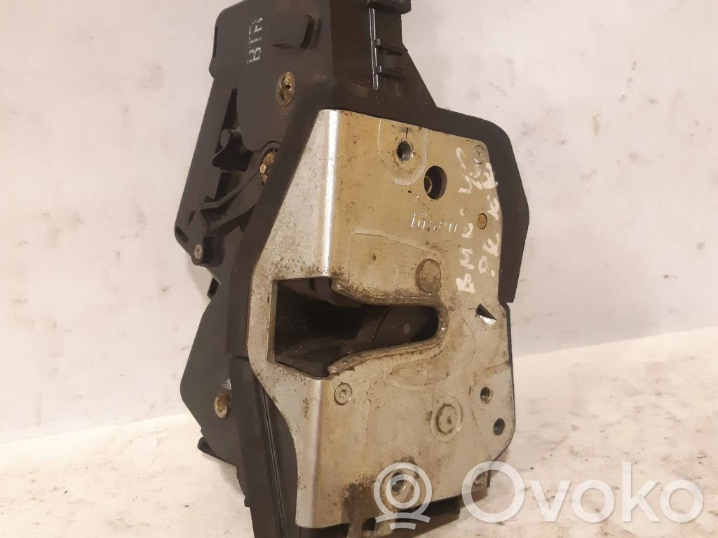 BMW 3 E46 Front door lock 