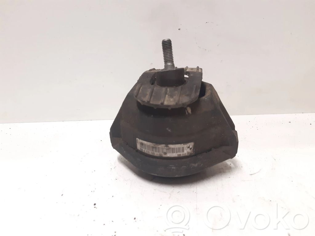 BMW 5 E60 E61 Engine mount bracket 