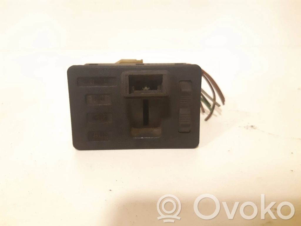 BMW 5 E28 Fog light switch 