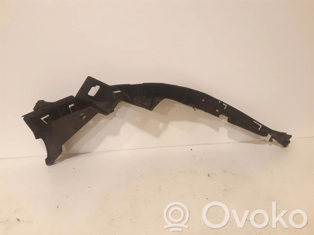 Volkswagen PASSAT B5 Front bumper mounting bracket 
