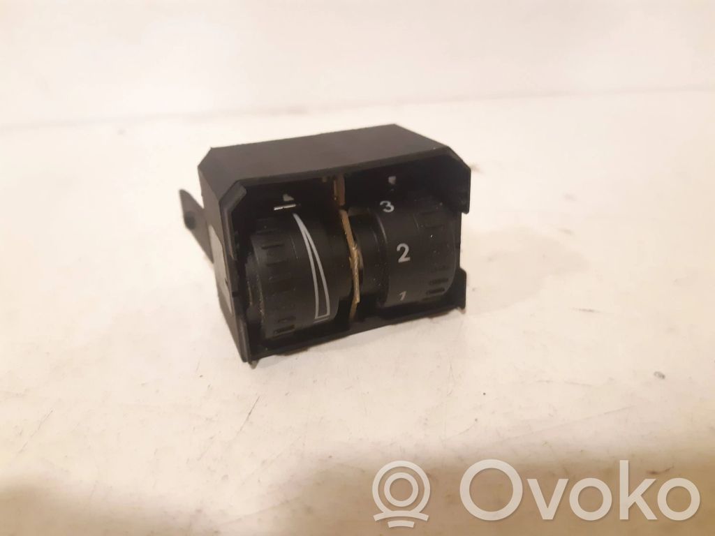 Volkswagen Caddy Headlight level height control switch 