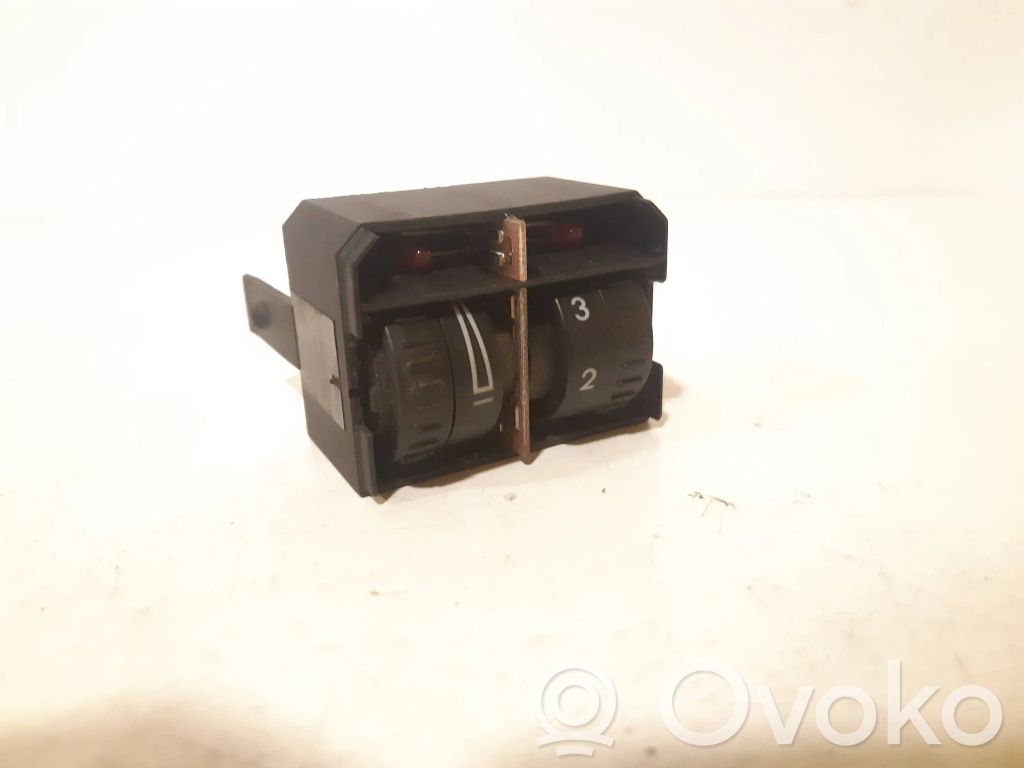 Volkswagen Caddy Headlight level height control switch 