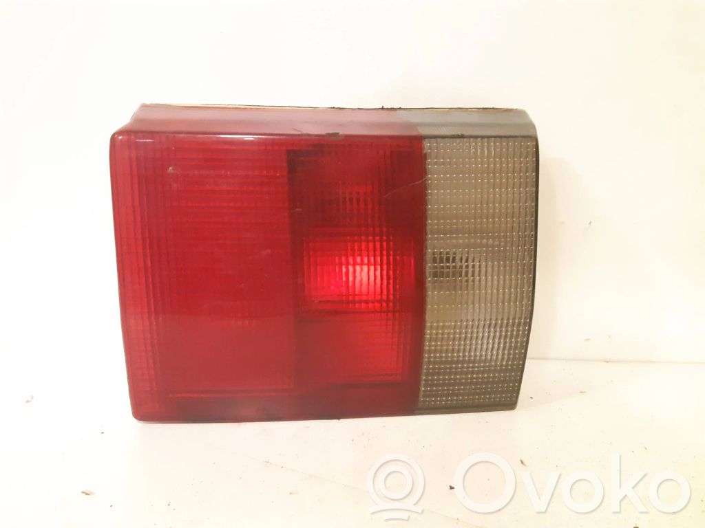 Audi 80 90 S2 B4 Rückleuchte Heckleuchte innen 