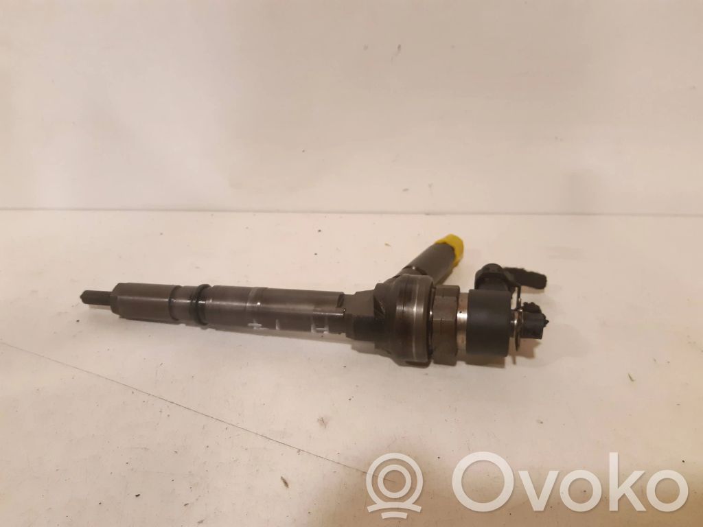 Opel Astra H Inyector de combustible 