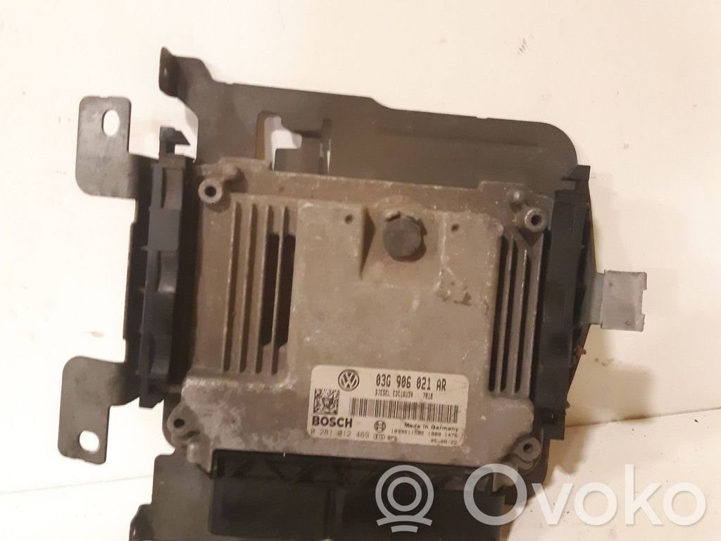 Volkswagen Caddy Engine control unit/module 
