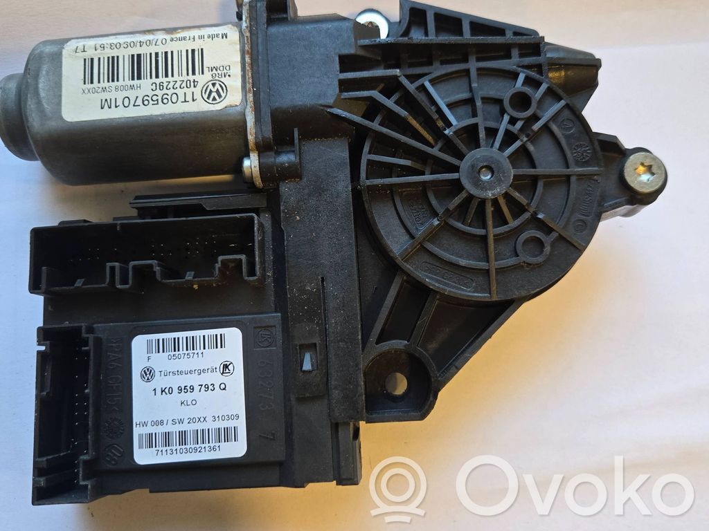 Volkswagen Golf VI Silnik regulatora szyby drzwi przednich 