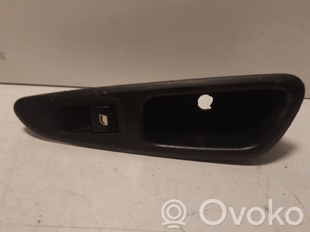 Peugeot 308 Electric window control switch 