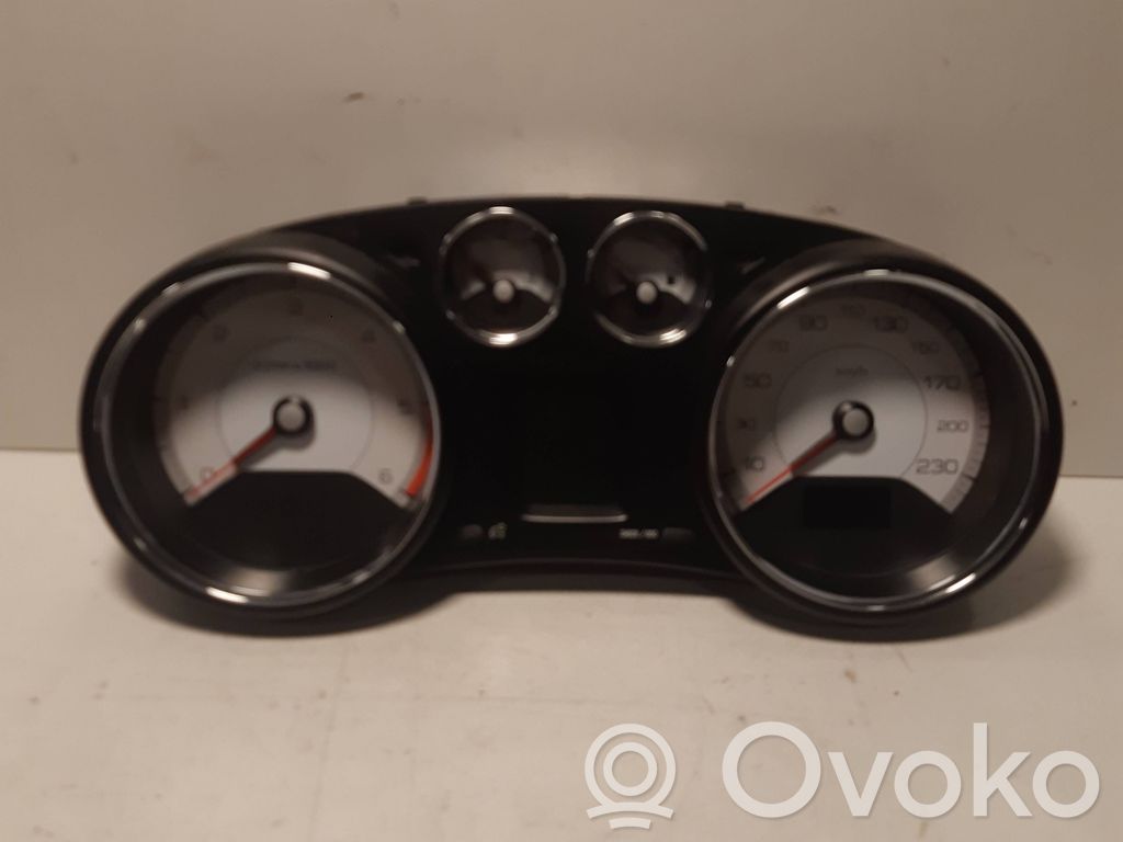 Peugeot 308 Speedometer (instrument cluster) 