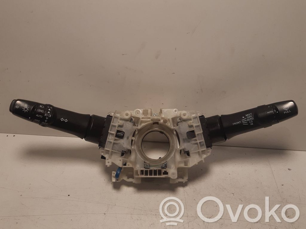 Mitsubishi Lancer VIII Wiper turn signal indicator stalk/switch 