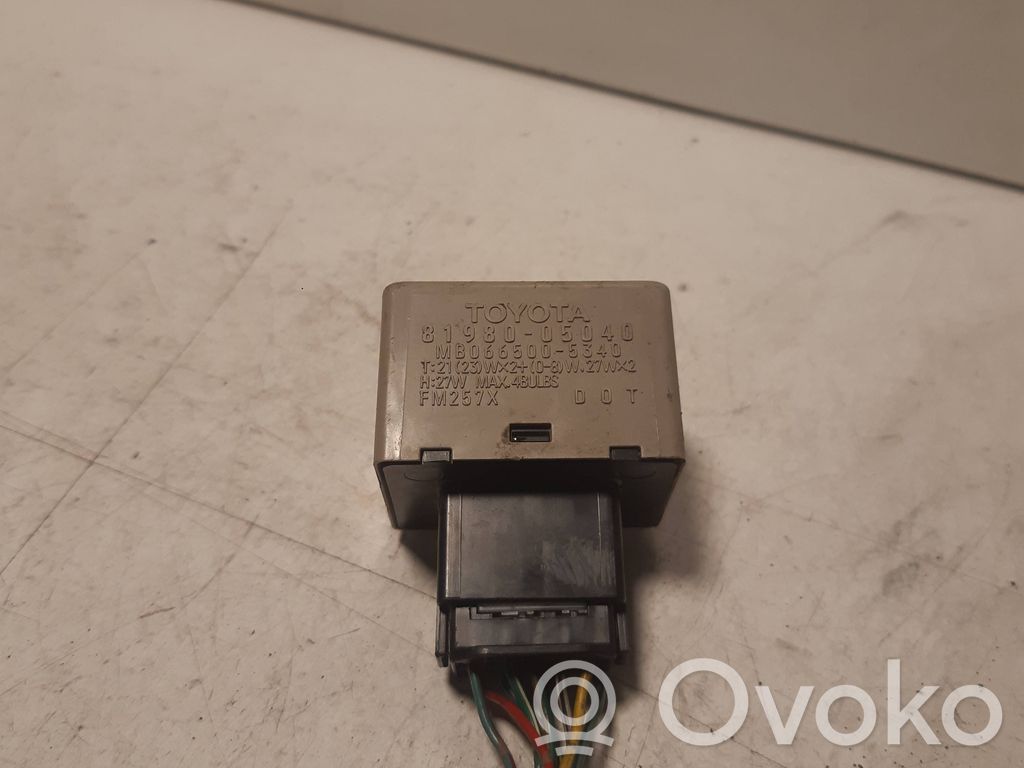 Toyota Corolla E120 E130 Inne przekaźniki 