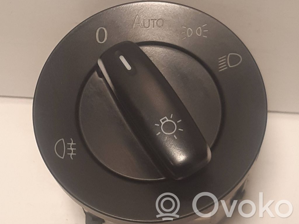 Volkswagen Golf V Interruptor de luz 