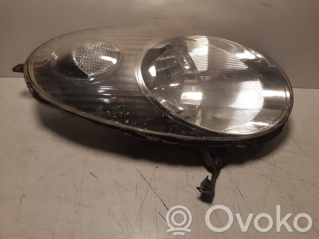 Nissan Micra Headlight/headlamp 