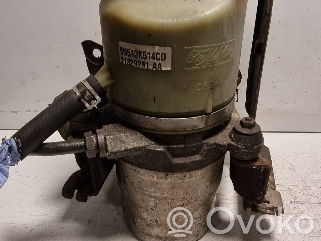 Volvo V50 Ohjaustehostimen pumppu 