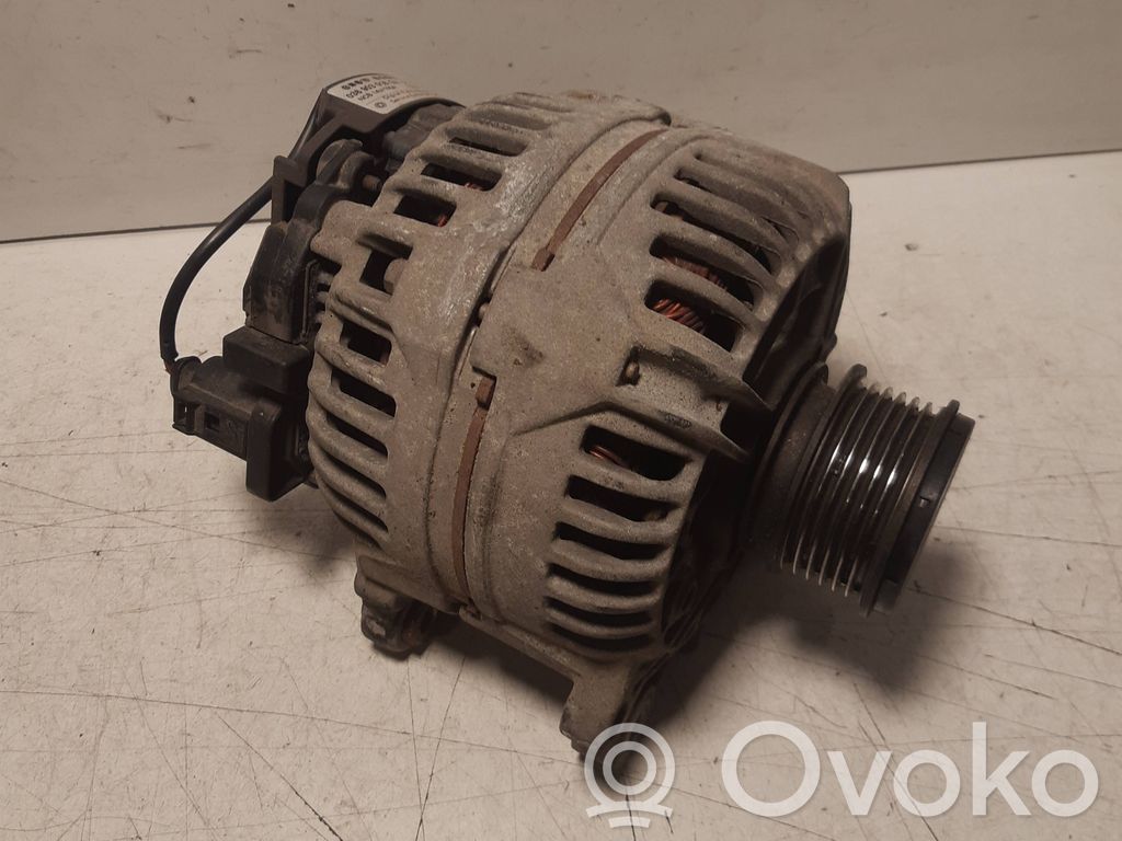 Volkswagen PASSAT B5.5 Generatorius 