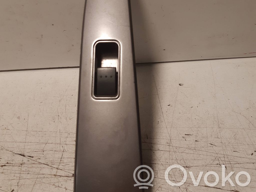 Mazda 3 I Electric window control switch 