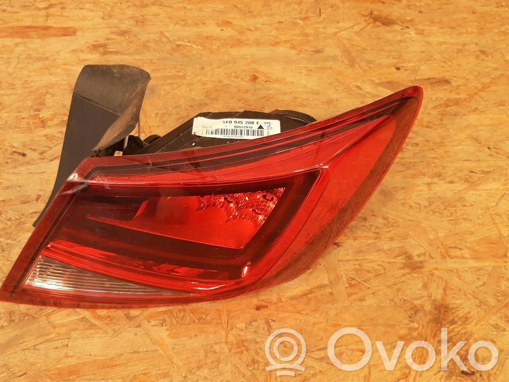 Seat Leon (5F) Rear/tail lights 