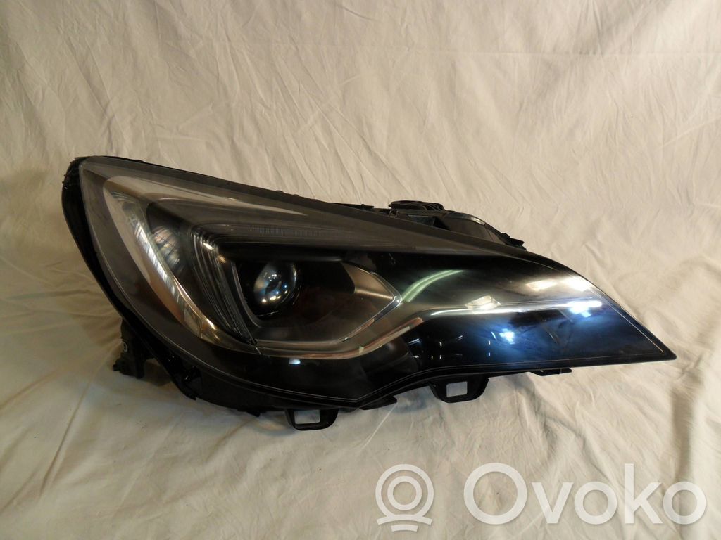 Opel Astra K Headlight/headlamp 