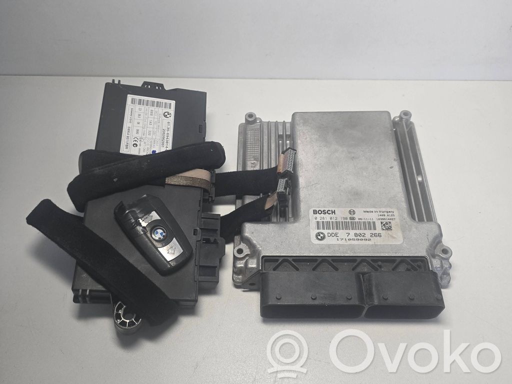 BMW 5 E60 E61 Engine control unit/module 