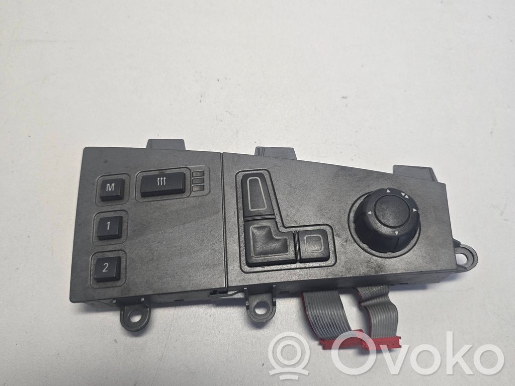 Commutateur de commande de siège   6930026