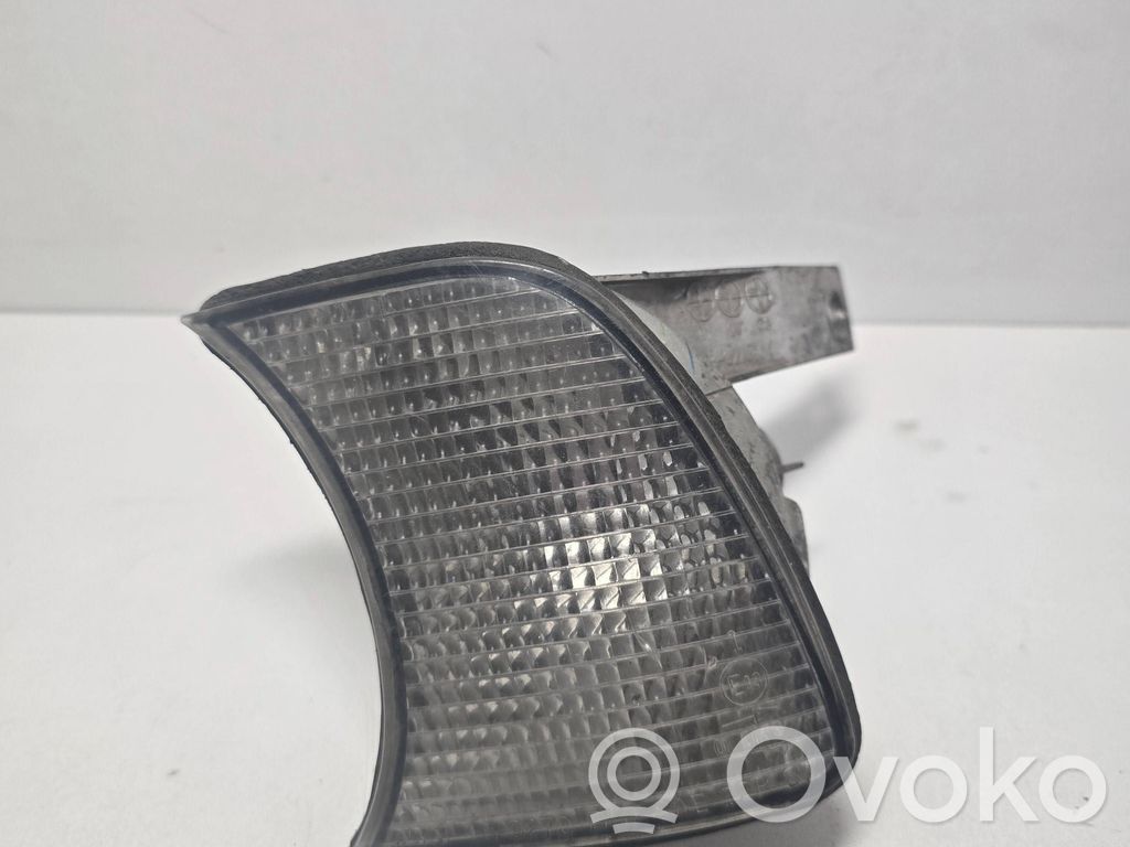 BMW 5 E34 Front indicator light 