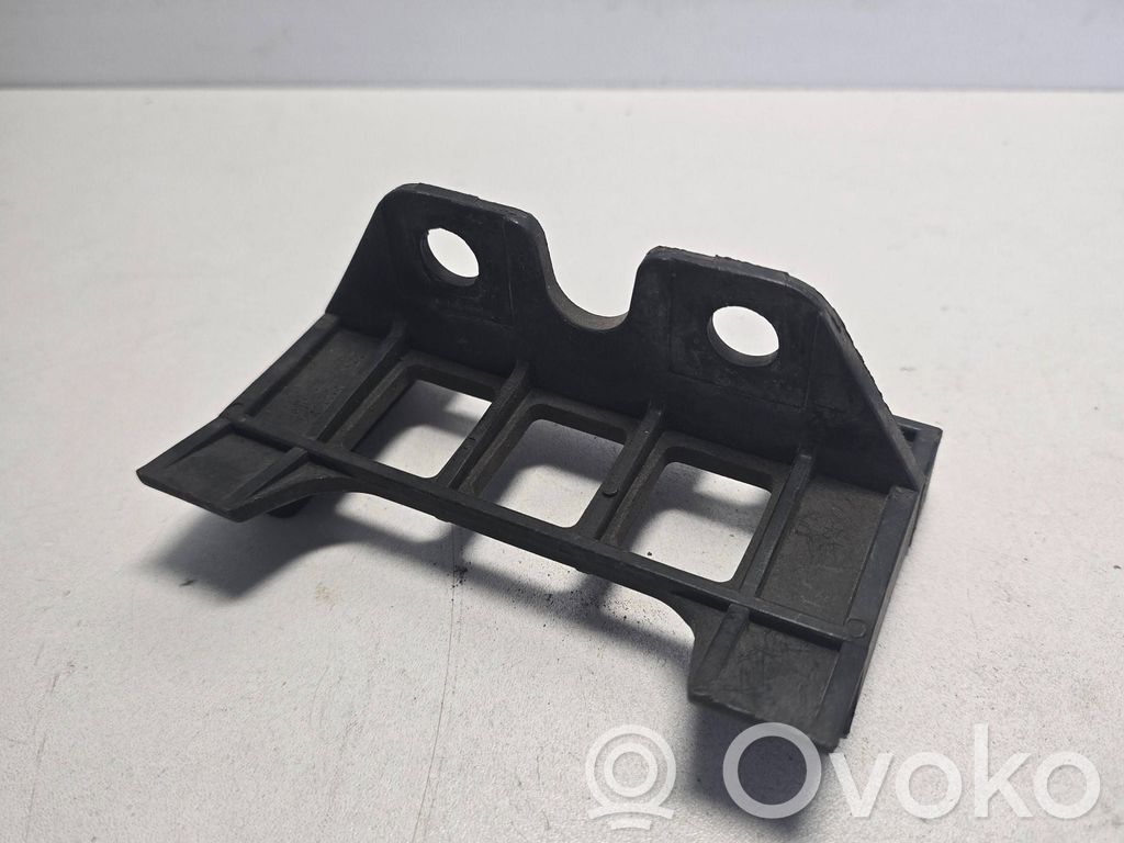 Rear bumper mounting bracket   5111970389