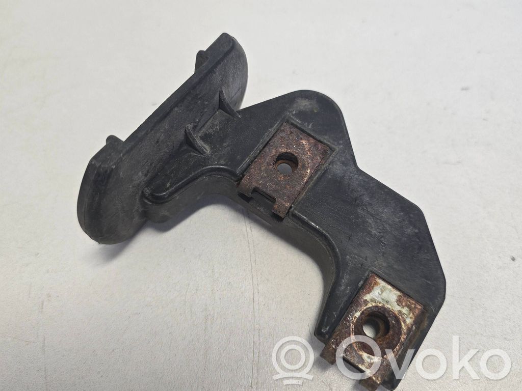 Front bumper mounting bracket   51118159361